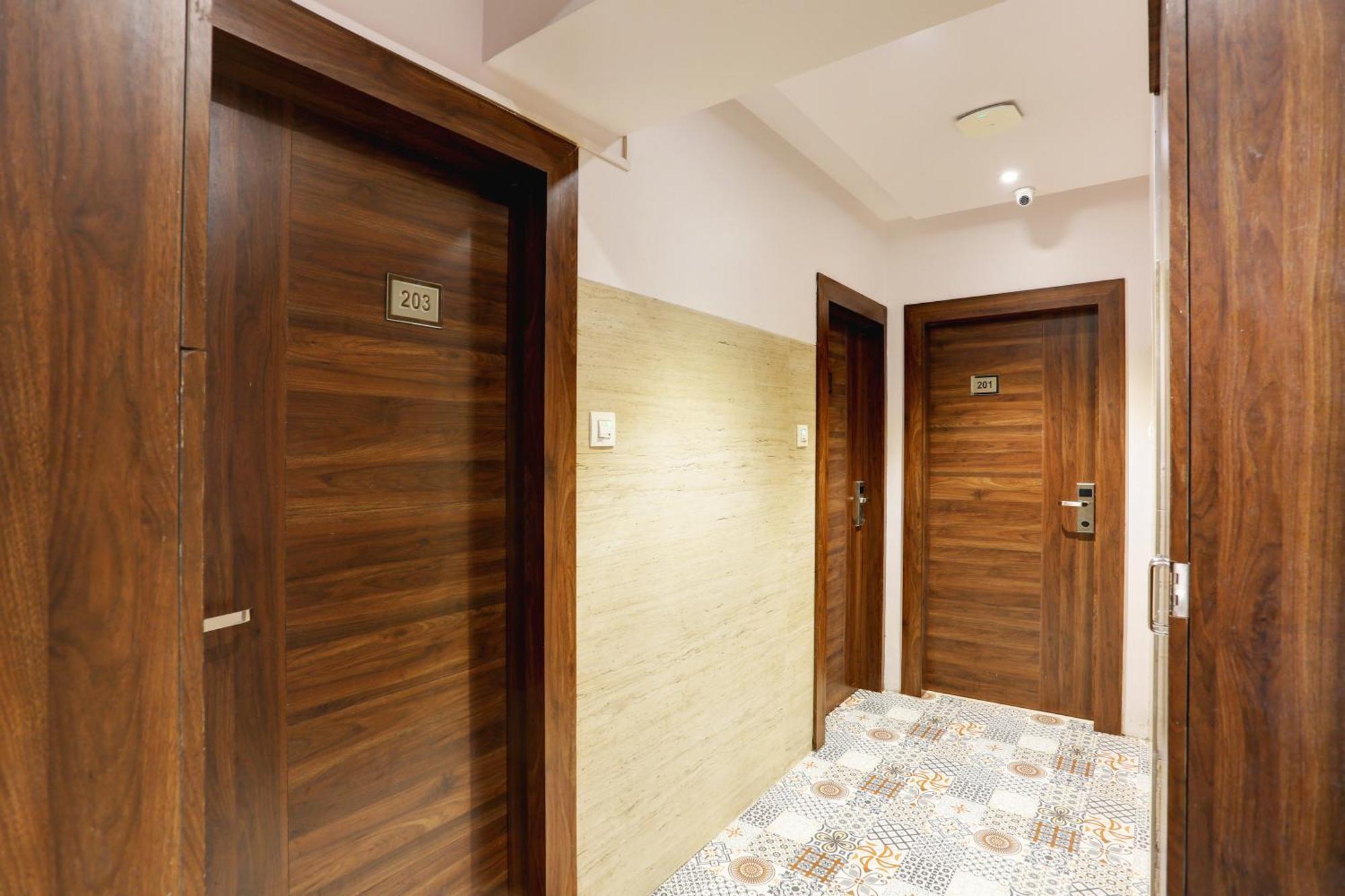 Hotel Sea Breeze Bombaim Exterior foto