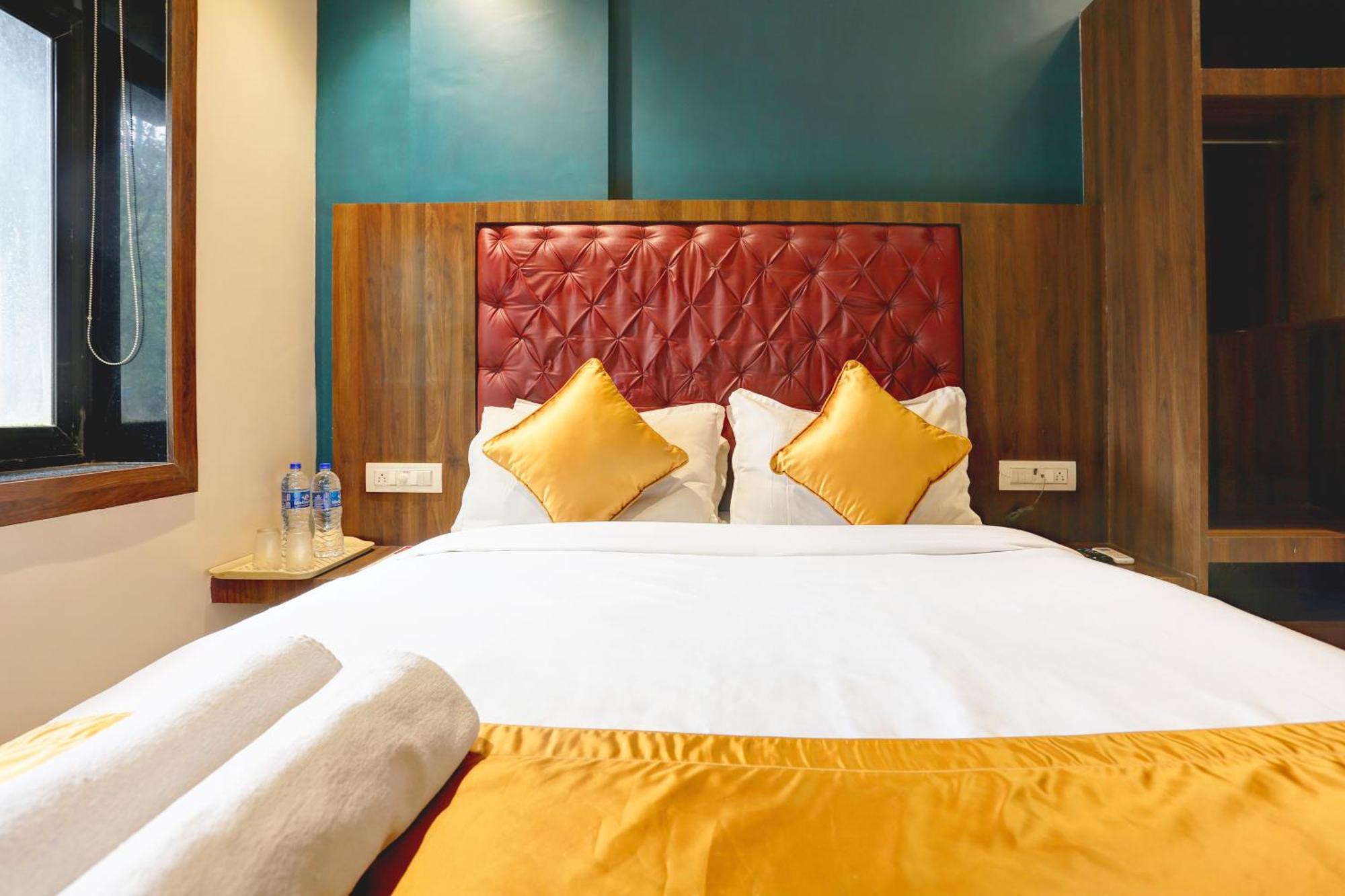 Hotel Sea Breeze Bombaim Exterior foto
