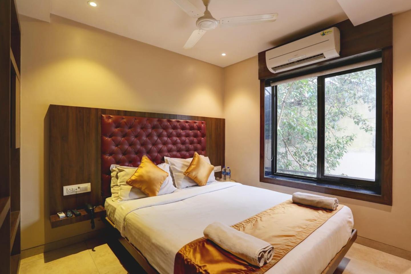 Hotel Sea Breeze Bombaim Exterior foto