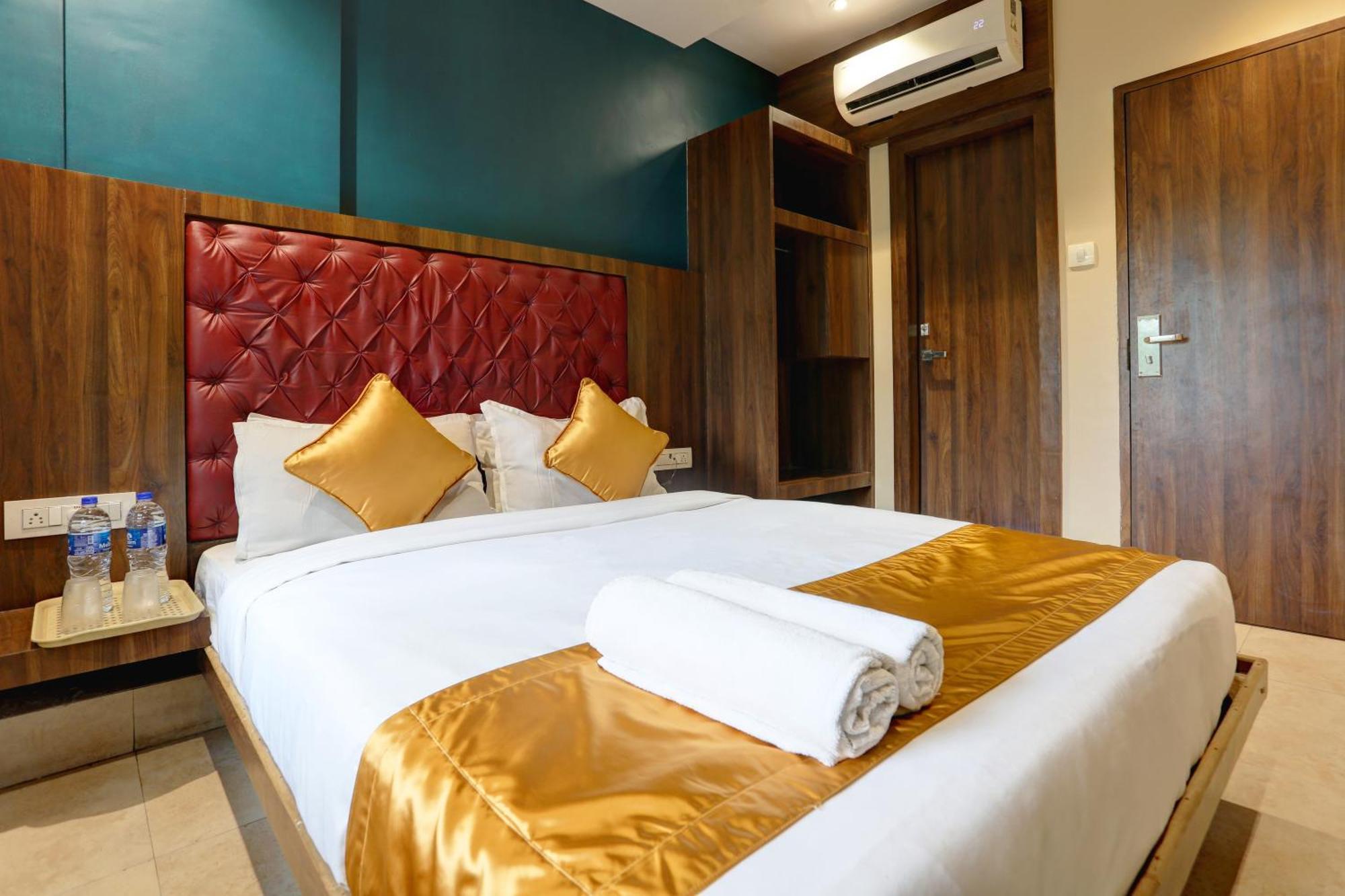 Hotel Sea Breeze Bombaim Exterior foto